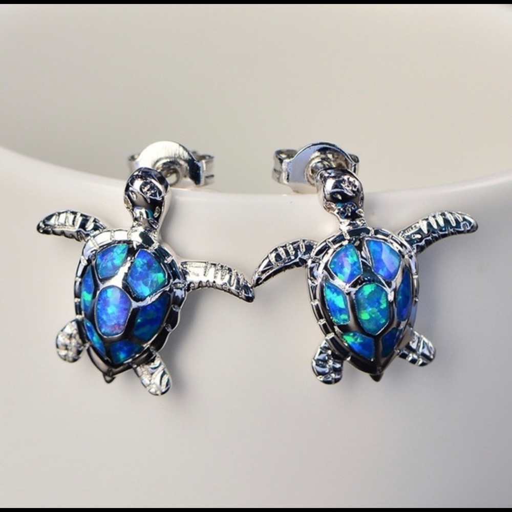SOLD Beautiful .925 Opal Sea Turtle Earrings